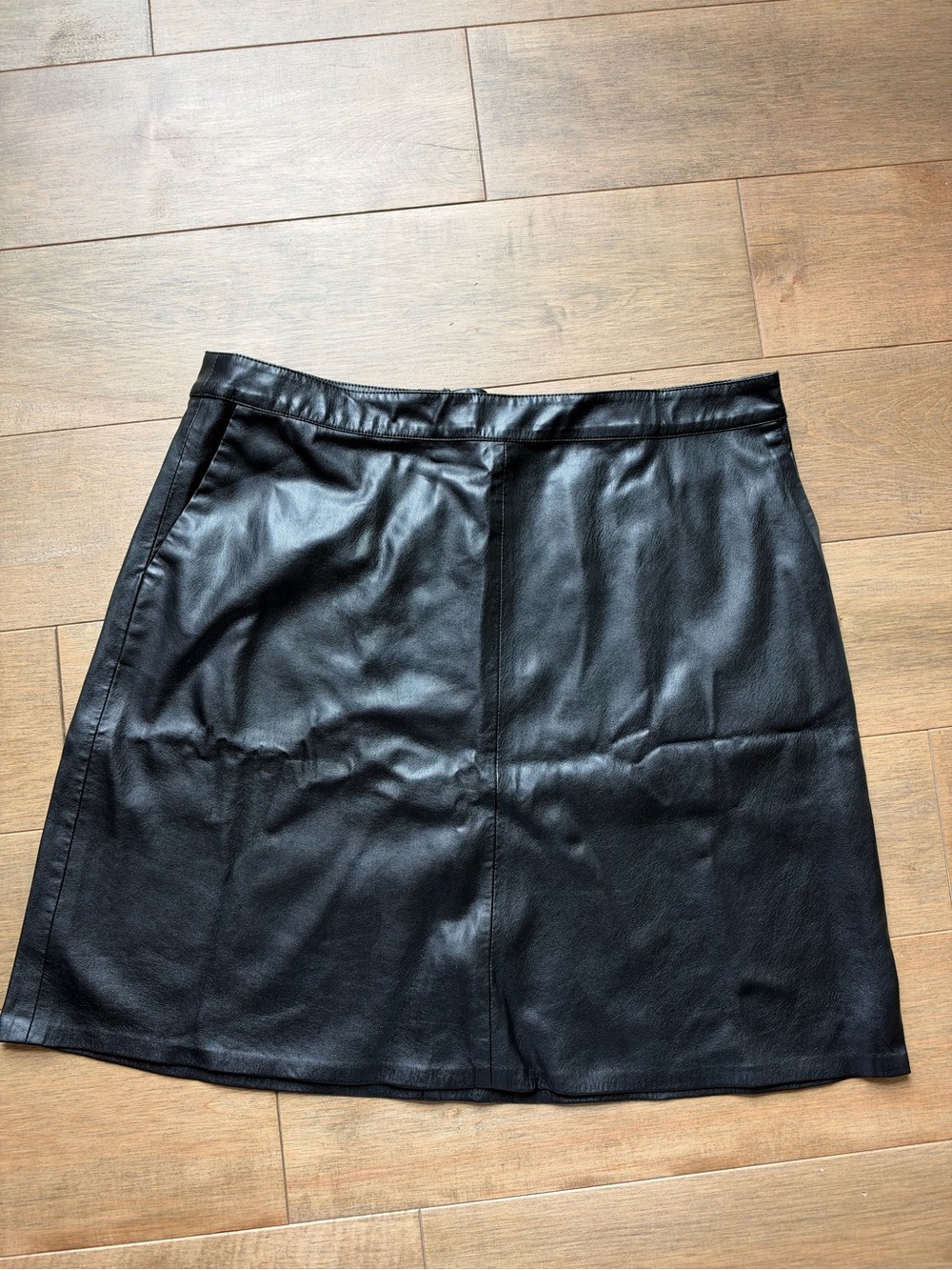 Vince Camuto Black Faux Leather A-Line Skirt